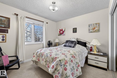 5604 174 Street, Edmonton, AB - Indoor Photo Showing Bedroom