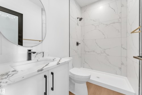 4 Grayson Green, Stony Plain, AB - Indoor Photo Showing Bathroom