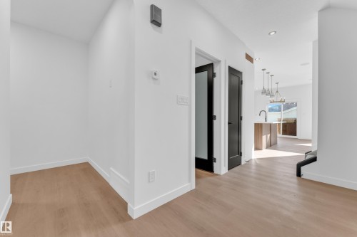 4 Grayson Green, Stony Plain, AB - Indoor Photo Showing Other Room