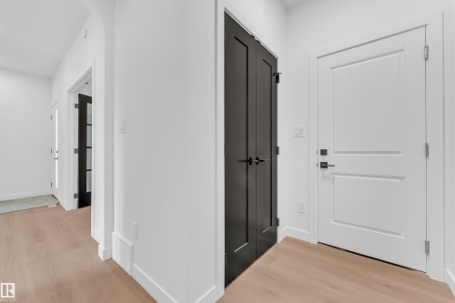 4 Grayson Green, Stony Plain, AB - Indoor Photo Showing Other Room