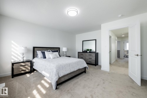 140 Lemon Close, Spruce Grove, AB - Indoor Photo Showing Bedroom