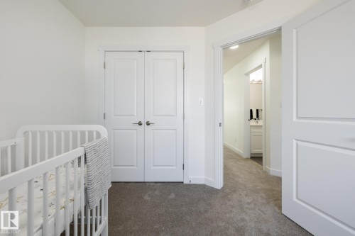 140 Lemon Close, Spruce Grove, AB - Indoor Photo Showing Bedroom