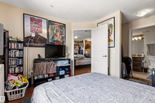 2302 4 Augustine Crescent, Sherwood Park, AB - Indoor Photo Showing Bedroom