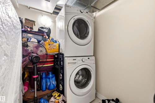 2302 4 Augustine Crescent, Sherwood Park, AB - Indoor Photo Showing Laundry Room