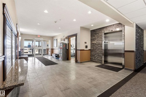 2302 4 Augustine Crescent, Sherwood Park, AB - Indoor