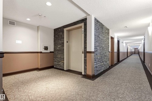 2302 4 Augustine Crescent, Sherwood Park, AB - Indoor Photo Showing Other Room