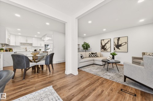 18312 91 Avenue, Edmonton, AB - Indoor