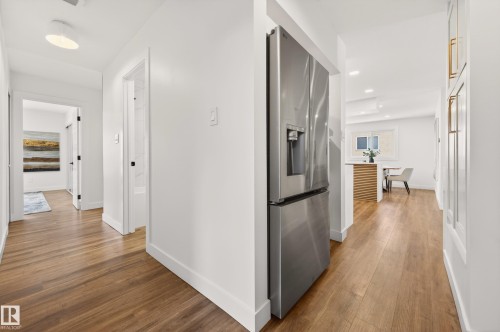 18312 91 Avenue, Edmonton, AB - Indoor Photo Showing Other Room