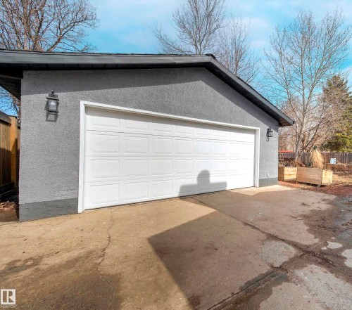 18312 91 Avenue, Edmonton, AB - Outdoor With Exterior