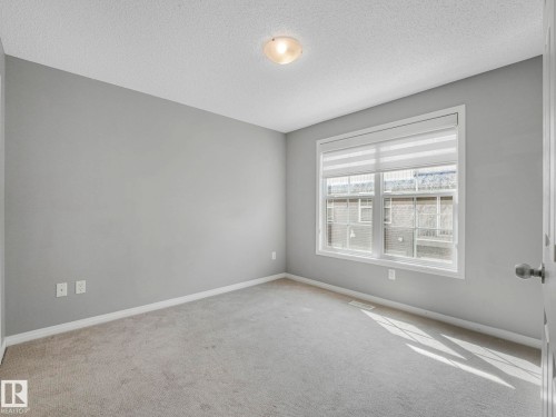 29 4029 Orchards Drive, Edmonton, AB - Indoor Photo Showing Other Room