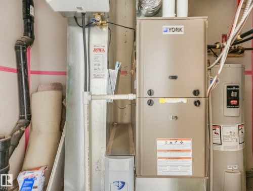 29 4029 Orchards Drive, Edmonton, AB - Indoor Photo Showing Basement