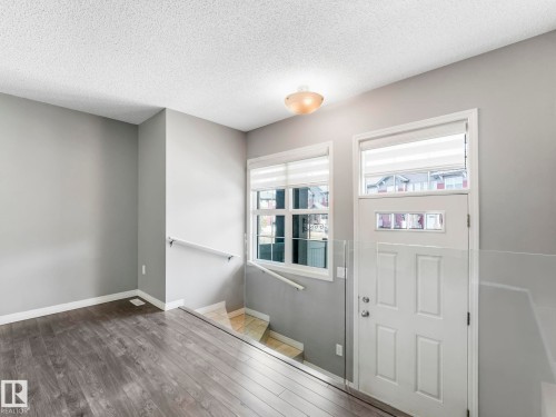 29 4029 Orchards Drive, Edmonton, AB - Indoor Photo Showing Other Room
