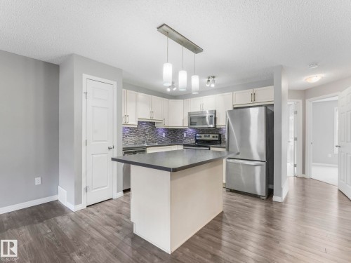29 4029 Orchards Drive, Edmonton, AB - Indoor Photo Showing Kitchen With Stainless Steel Kitchen
