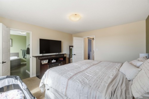 1247 Westerra Crescent, Stony Plain, AB - Indoor Photo Showing Bedroom