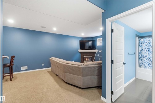 1247 Westerra Crescent, Stony Plain, AB - Indoor