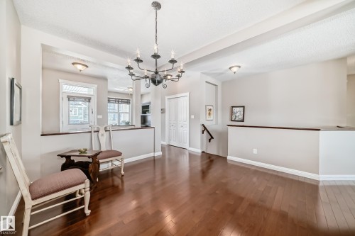 2326 Frezenberg Avenue, Edmonton, AB - Indoor Photo Showing Other Room