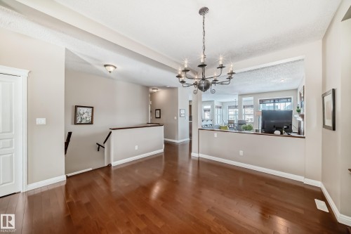 2326 Frezenberg Avenue, Edmonton, AB - Indoor Photo Showing Other Room