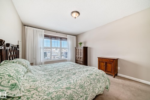 2326 Frezenberg Avenue, Edmonton, AB - Indoor Photo Showing Bedroom