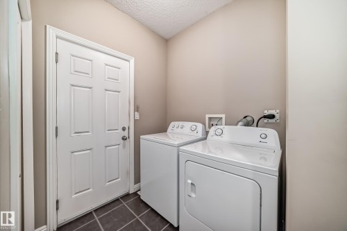 2326 Frezenberg Avenue, Edmonton, AB - Indoor Photo Showing Laundry Room