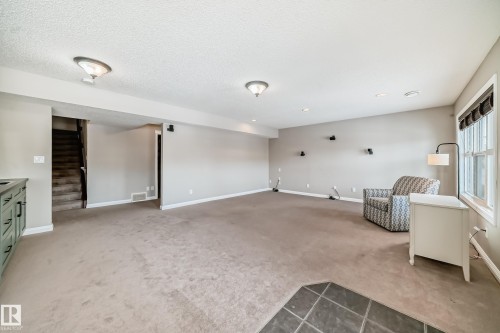 2326 Frezenberg Avenue, Edmonton, AB - Indoor Photo Showing Other Room