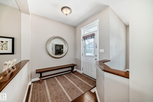 2326 Frezenberg Avenue, Edmonton, AB - Indoor Photo Showing Other Room