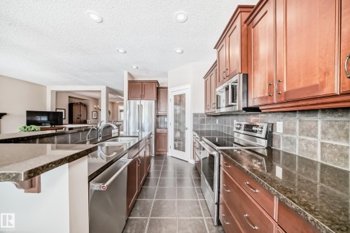 2326 Frezenberg Avenue, Edmonton, AB - Indoor Photo Showing Kitchen With Double Sink With Upgraded Kitchen