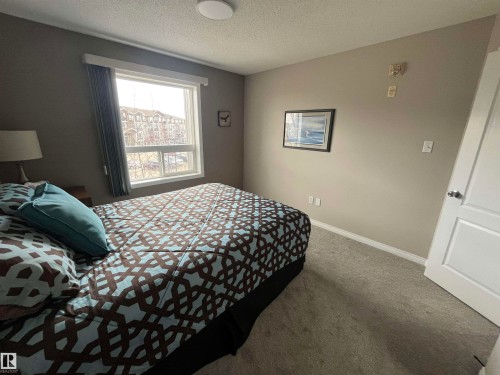 1302 9363 Simpson Drive, Edmonton, AB - Indoor Photo Showing Bedroom