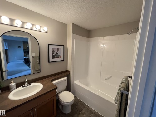 1302 9363 Simpson Drive, Edmonton, AB - Indoor Photo Showing Bathroom