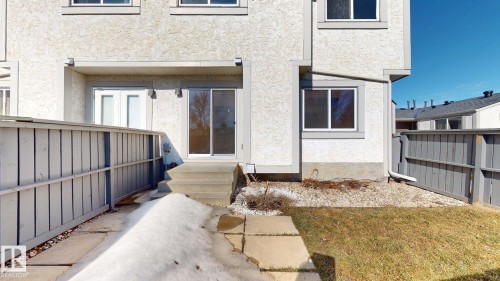 323 Willow Crest, Edmonton, AB - Outdoor With Exterior