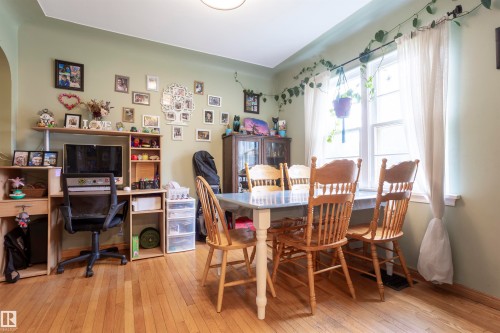 10880 73 Street, Edmonton, AB - Indoor Photo Showing Office