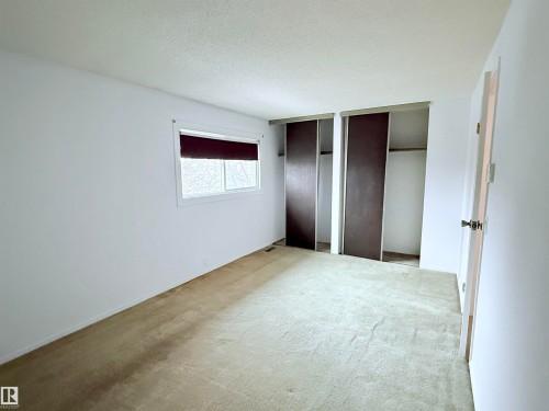 18118 93 Avenue, Edmonton, AB - Indoor Photo Showing Other Room