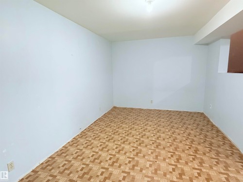 18118 93 Avenue, Edmonton, AB - Indoor Photo Showing Other Room