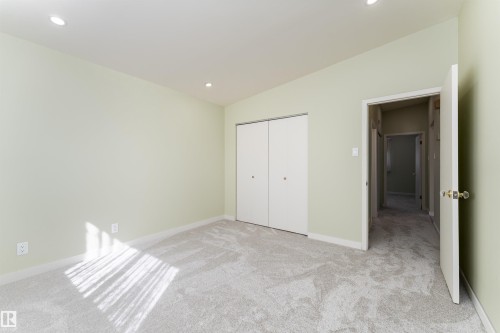 9523 134 Avenue, Edmonton, AB - Indoor