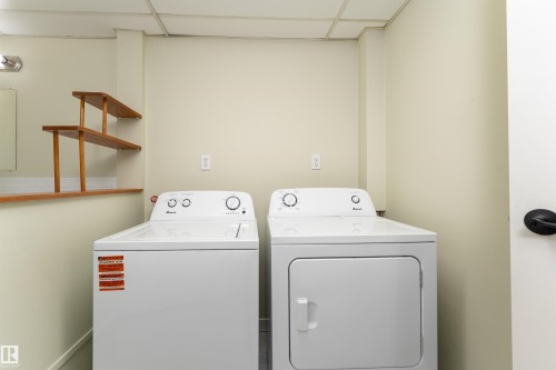 9523 134 Avenue, Edmonton, AB - Indoor Photo Showing Laundry Room