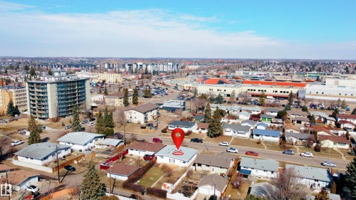 9523 134 Avenue, Edmonton, AB - Outdoor With View