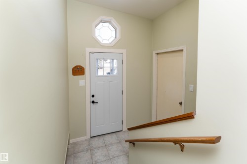 9523 134 Avenue, Edmonton, AB - Indoor Photo Showing Other Room