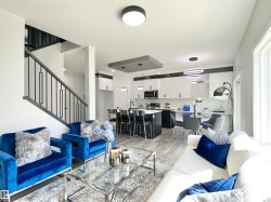 19619 29 Avenue Edmonton, AB T6M 1M2