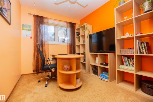 12827 109 Street, Edmonton, AB - Indoor Photo Showing Office