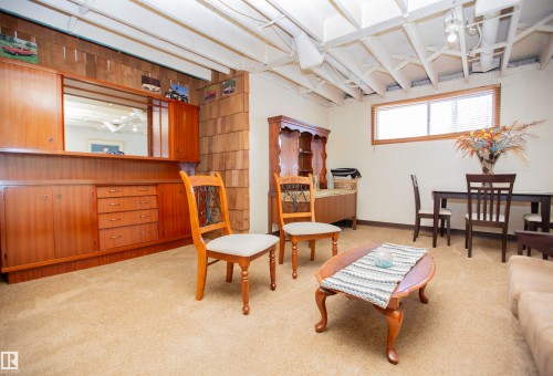 12827 109 Street, Edmonton, AB - Indoor