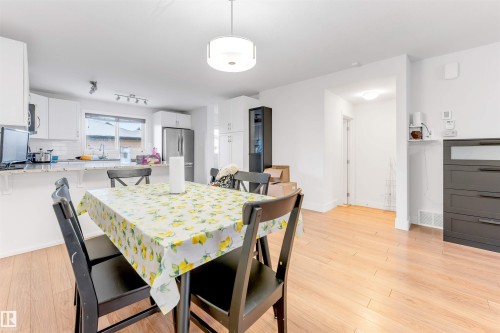 1536 21 Street, Edmonton, AB - Indoor Photo Showing Dining Room