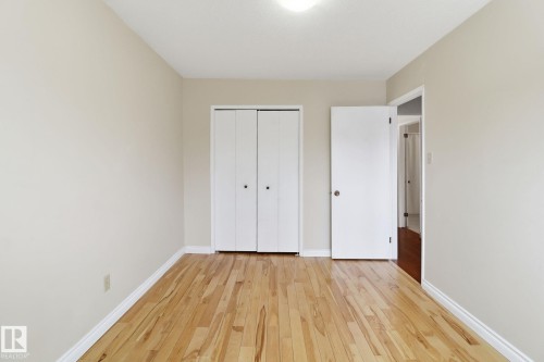 9023 95 Street, Edmonton, AB - Indoor Photo Showing Other Room