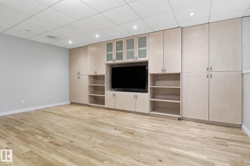 9023 95 Street, Edmonton, AB - Indoor