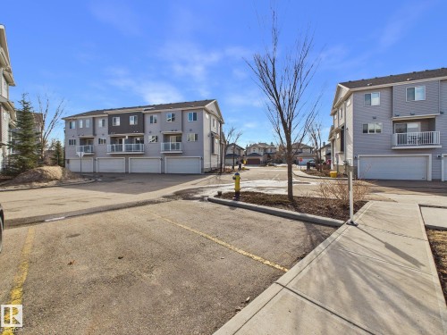 32 2121 Haddow Drive, Edmonton, AB - Outdoor