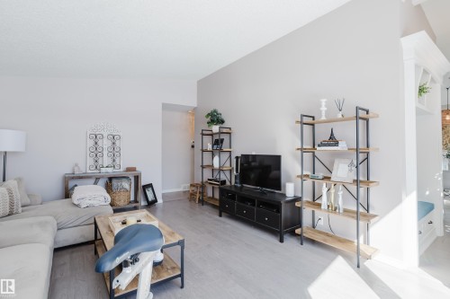 13 Sorrel Crescent, St. Albert, AB - Indoor