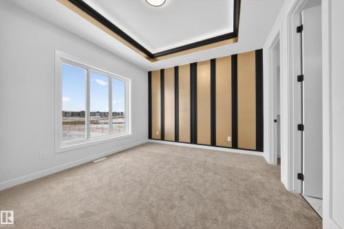 115 28 Street, Edmonton, AB - Indoor Photo Showing Other Room