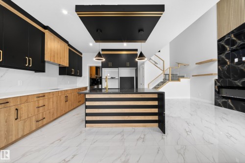 115 28 Street, Edmonton, AB - Indoor