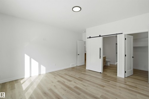 3320 Chickadee Drive, Edmonton, AB - Indoor Photo Showing Other Room