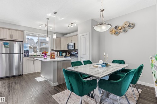 1227 Chappelle Boulevard, Edmonton, AB - Indoor