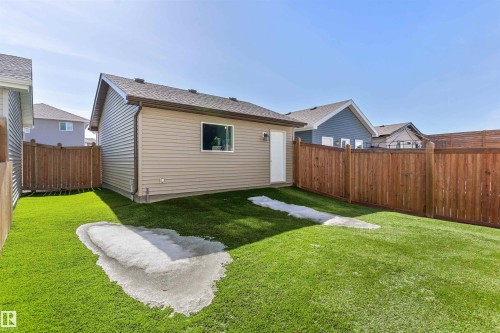 1227 Chappelle Boulevard, Edmonton, AB - Outdoor