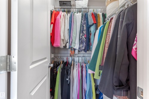 1227 Chappelle Boulevard, Edmonton, AB - Indoor With Storage